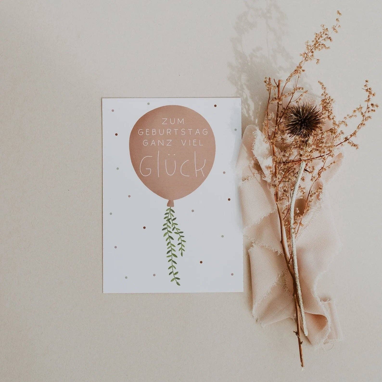 Tilda&Theo - Wholesale Birthday Card - Birthday Postcard - Pink Balloon Birthday Card2