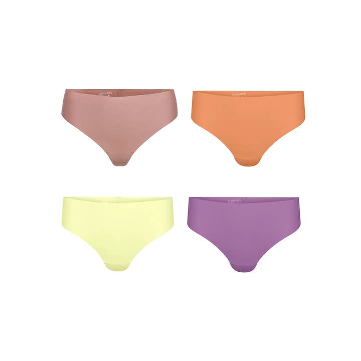 Lot de 4 - Ensemble Gratte-Ciel pour la vente par JIV ATHLETICS