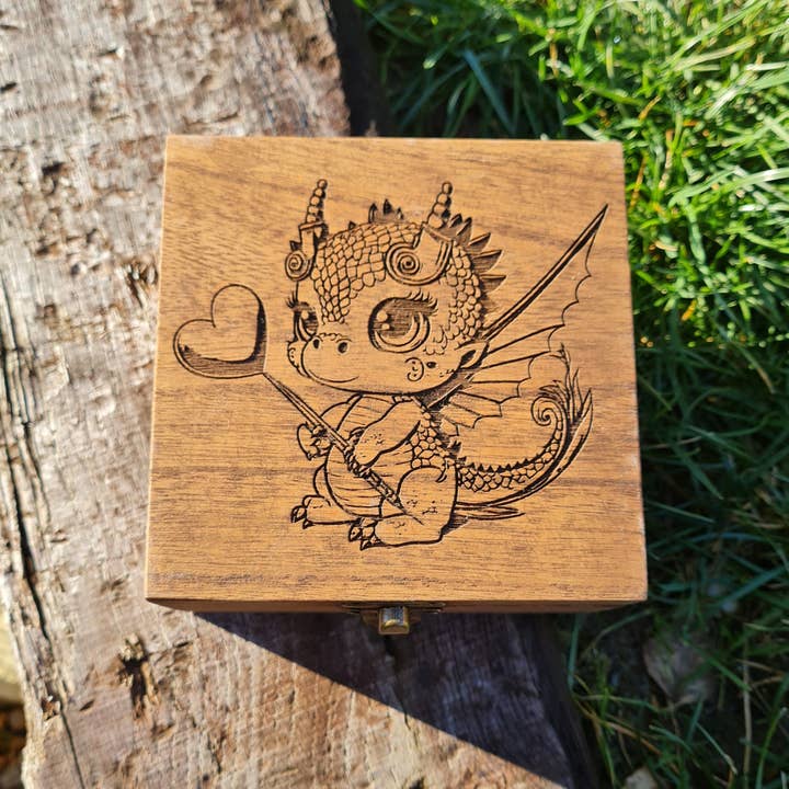 Scatola Love Dragon in legno per la vendita all'ingrosso da parte di Critit