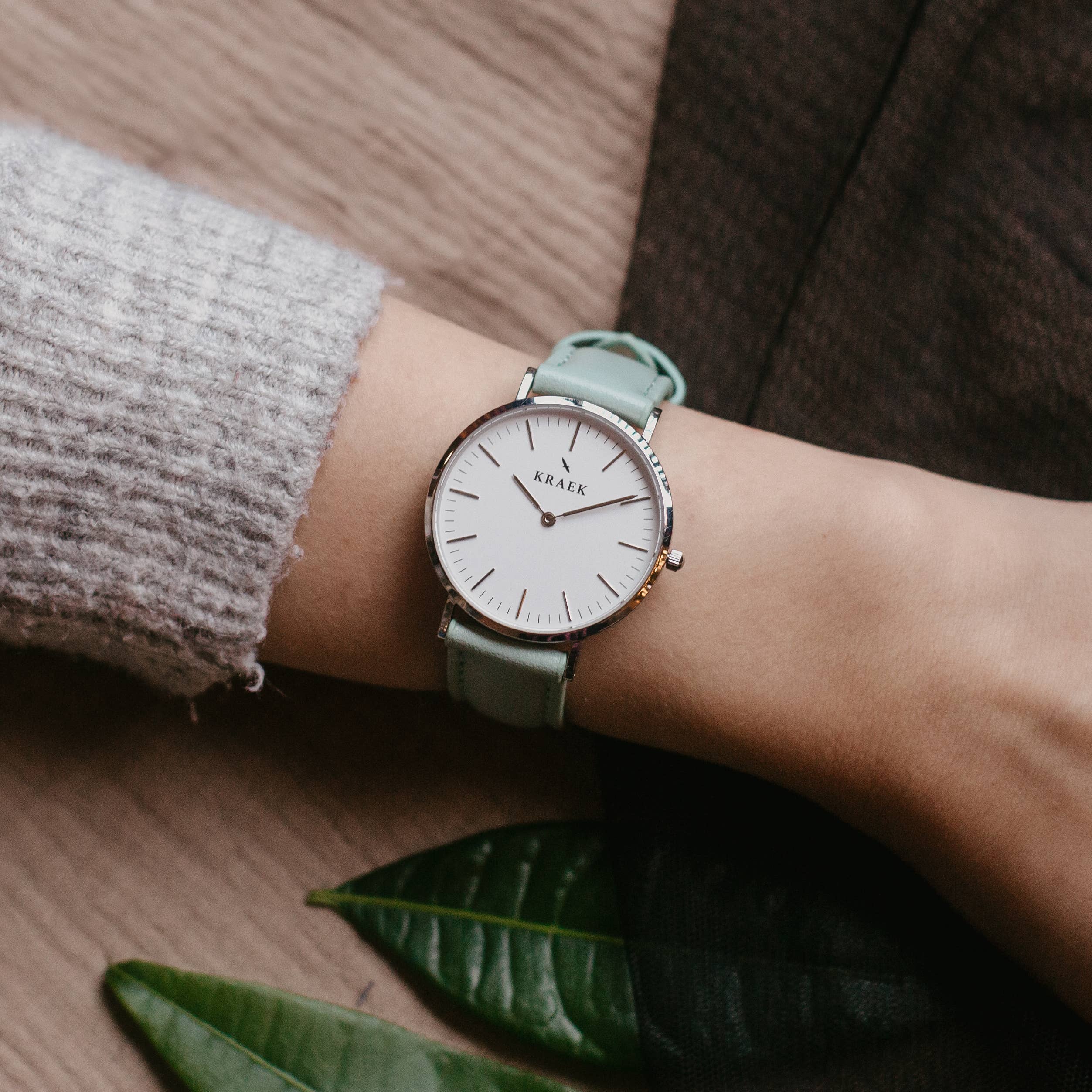 KRAEK Watches – Engroshandel Armbåndsur - Dame – Luna | Sølv | Grøn | 36 mm1