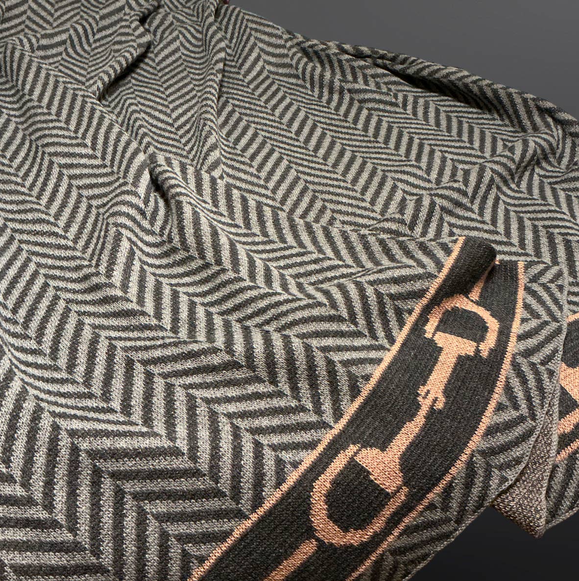 Westrian International - Wholesale Throw blanket - Equestrian Snaffle Bit Wool Blend Blanket Throw0