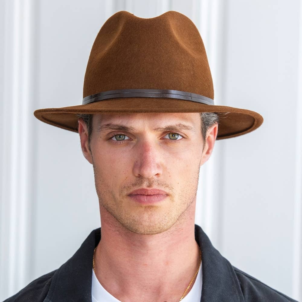 TRAVAUX EN COURS... - Wholesale Fedora - Women's - FELT HAT - leather band, sewn brim28