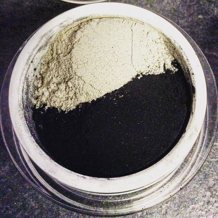 Blanchisseur de dents naturel pour la vente par Pure Suds Co