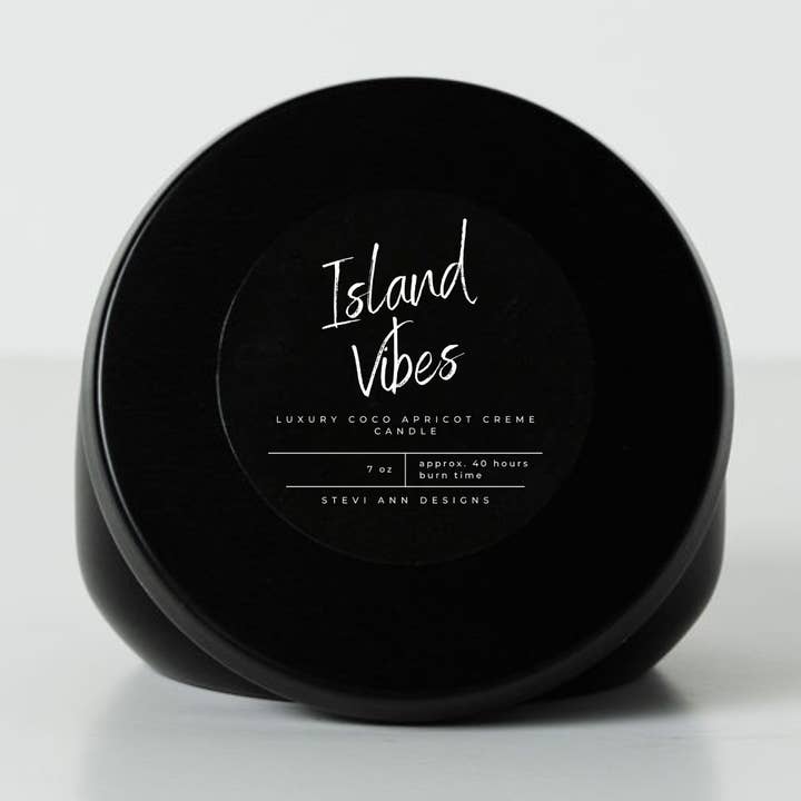 Island Vibes Noire Ljus, 7 oz för wholesale av Stevi Ann Designs