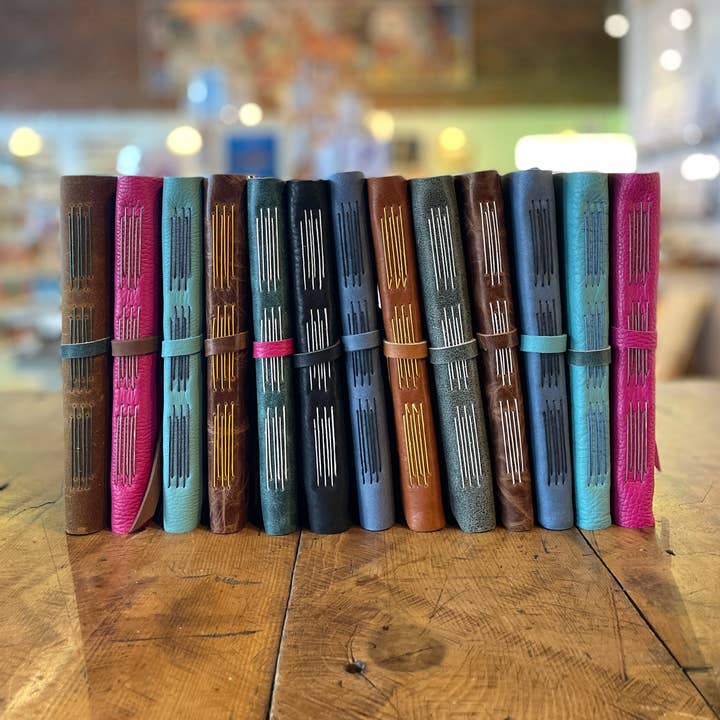Diario de piel encuadernado a mano, tamaño grande, varios colores para venta al por mayor de Green Bird Press