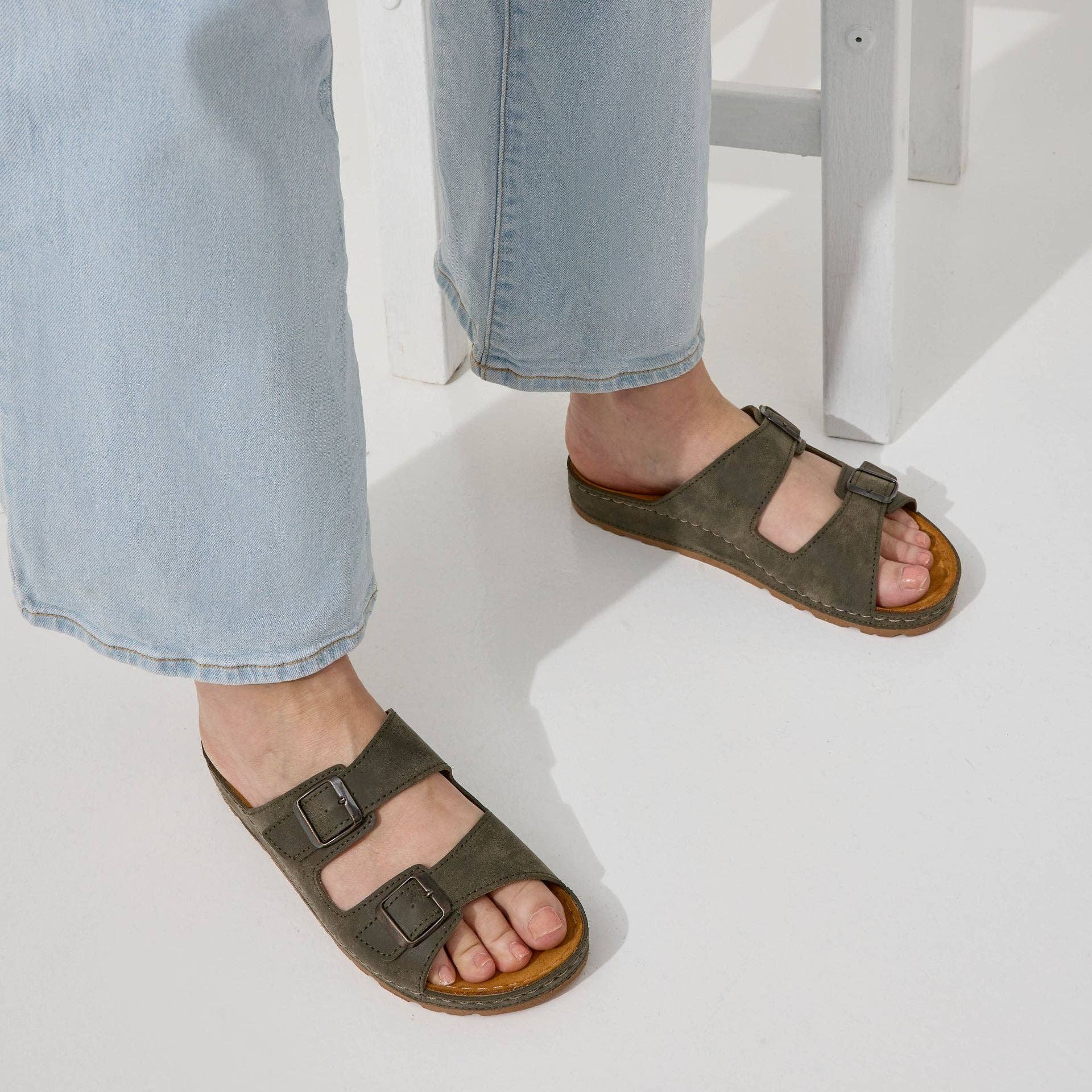 Gabylou - Vente Sandales – femme - Sandales largeur H pour pieds larges - Modele Hibiscus26