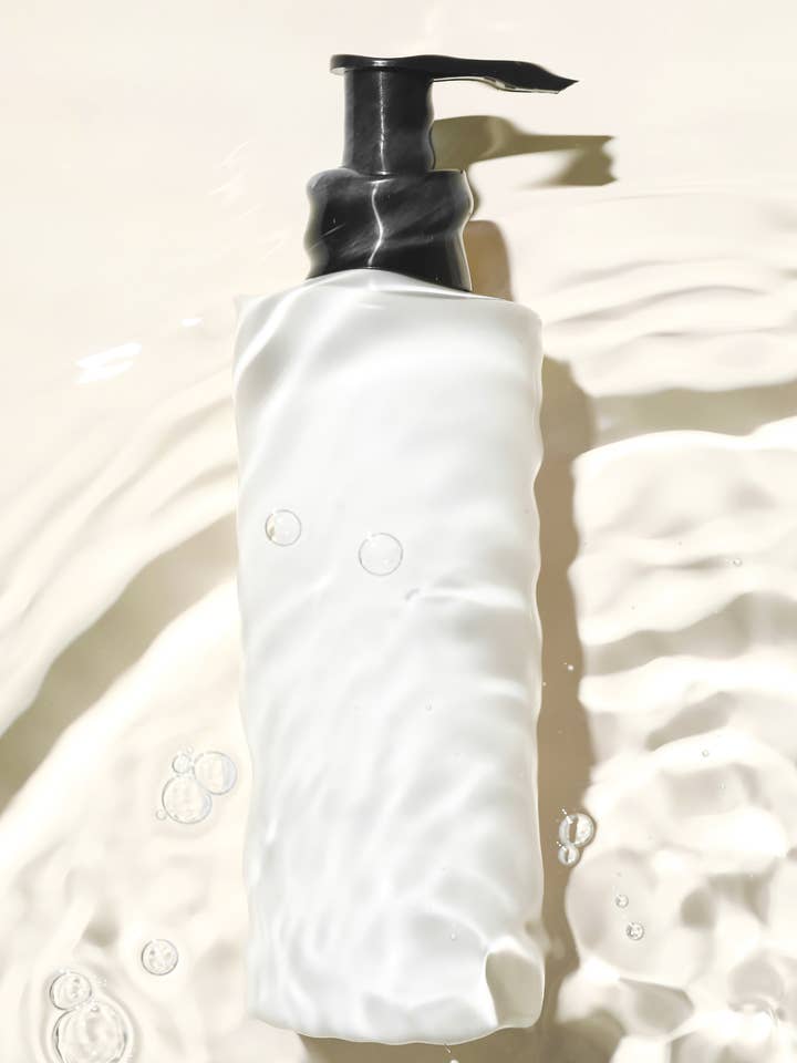 Ansikts- och kroppsrengöringsgel – Wakame, Svart pil & Niacinamid för wholesale av Beseed