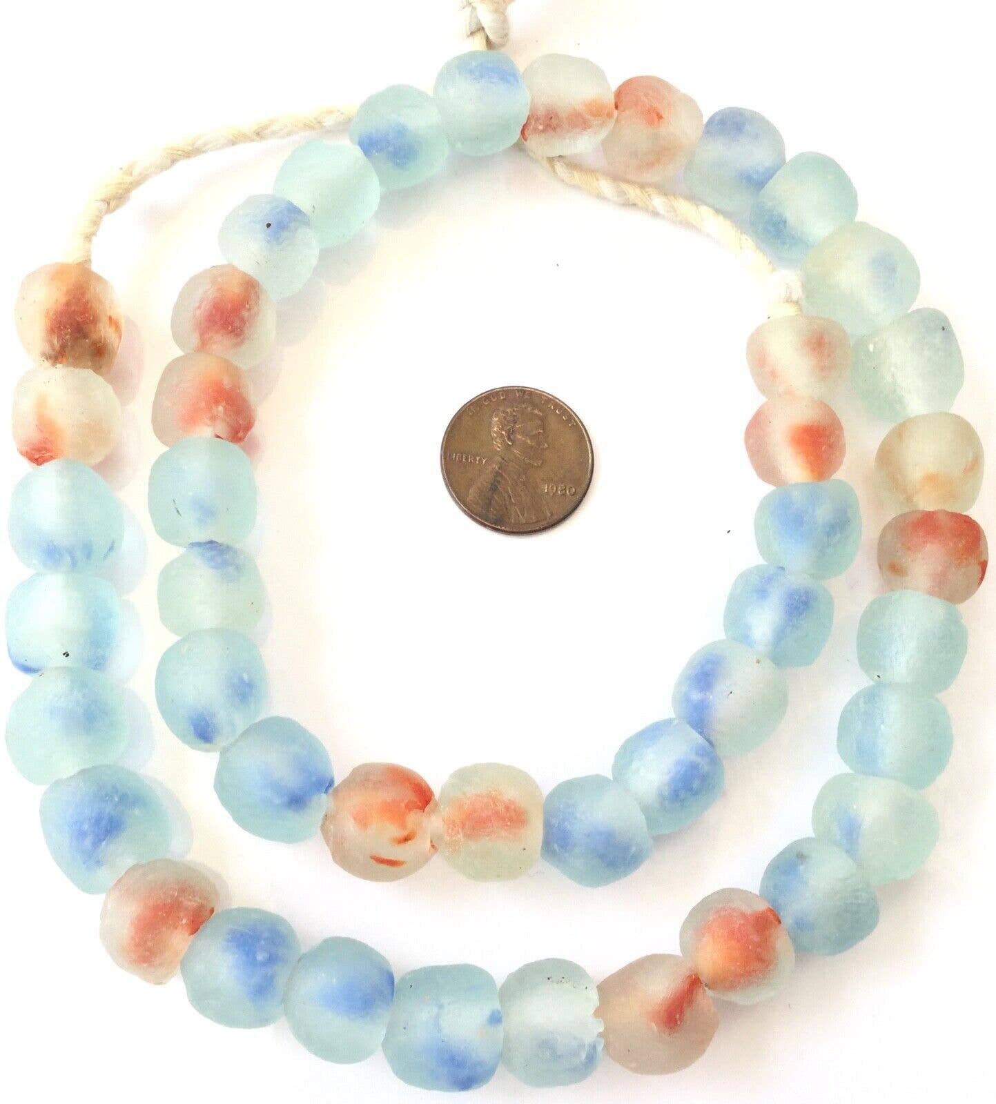 unique African Arts – wholesale Pärlor – Blå blandade handgjorda krobo pärlor av återvunnet glas från Afrika1