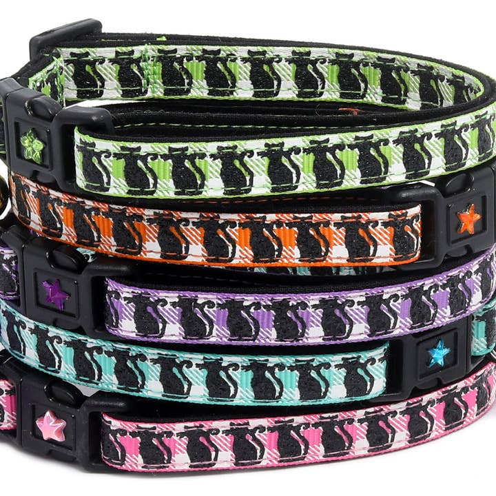 Glitzernde schwarze Katzen auf kariertem Sicherheitskatzenhalsband für den Großhandel von From Pugs to Persians Pet Accessories, LLC