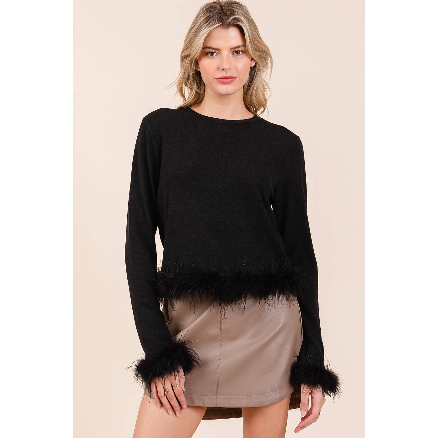 mittoshop - Wholesale Gebreide top - Dames - HACCI GEBREIDE CROPPED TOP MET LANGE MOUWEN EN VERENVERSIERING10