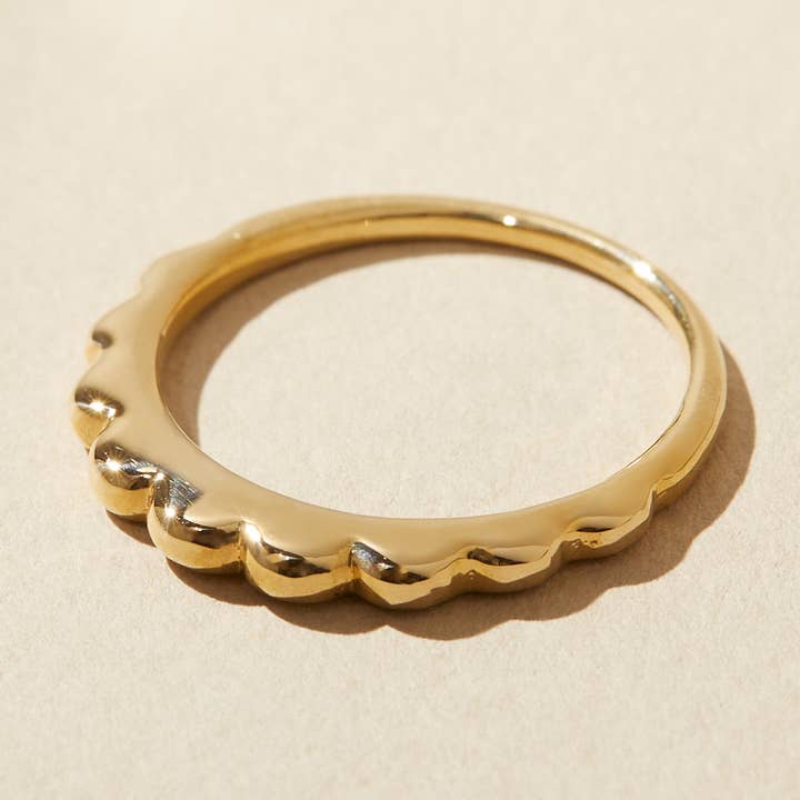 Anello a Cresta | Fascia Distanziale Scultorea & Anello in Metallo Gonfio per la vendita all'ingrosso da parte di Dani Barbe