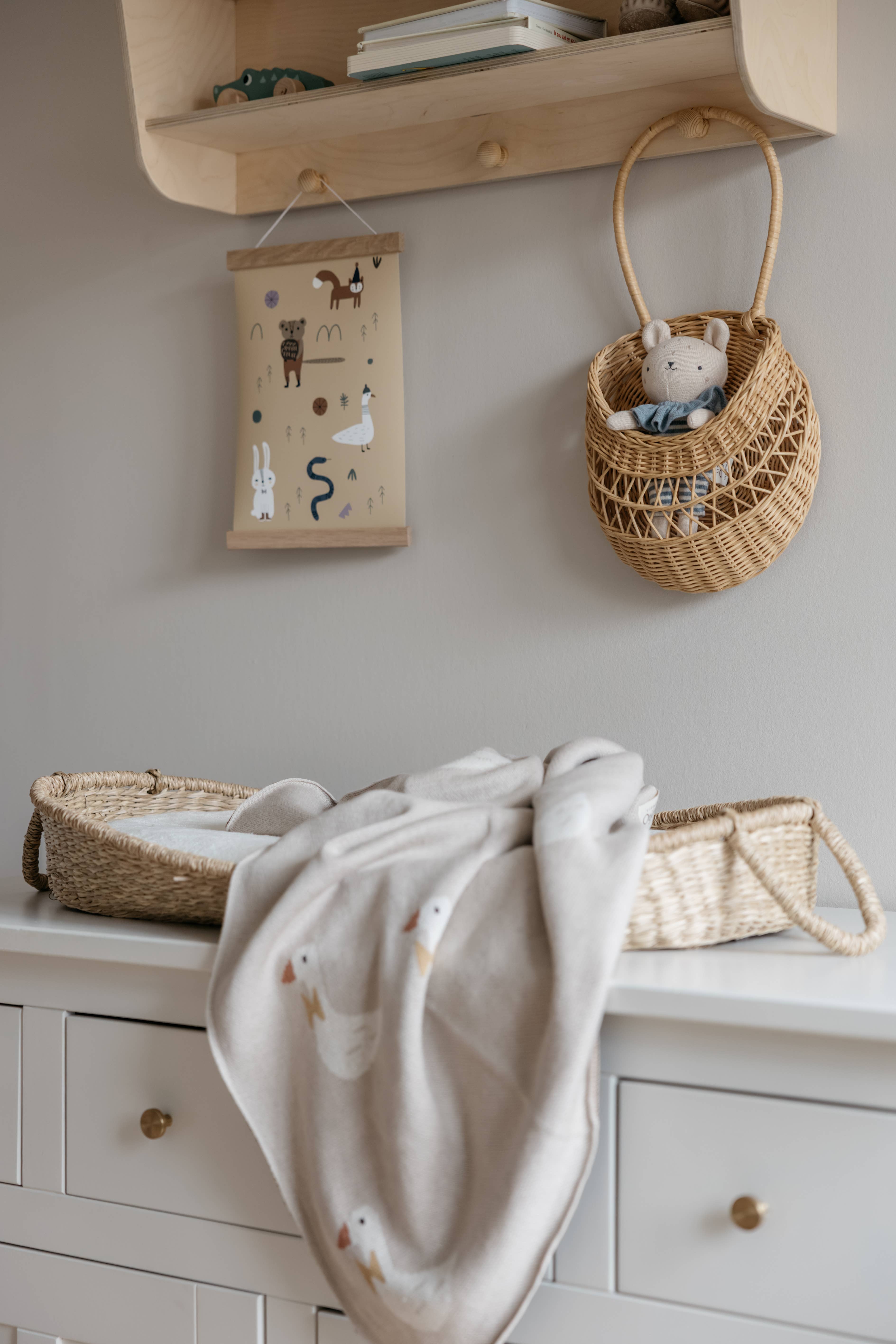 Little Otja – wholesale Fyllda/plyschleksaker - Barn och baby – Stickad björnleksak – mjukt plyschdjur, perfekt present till baby shower3