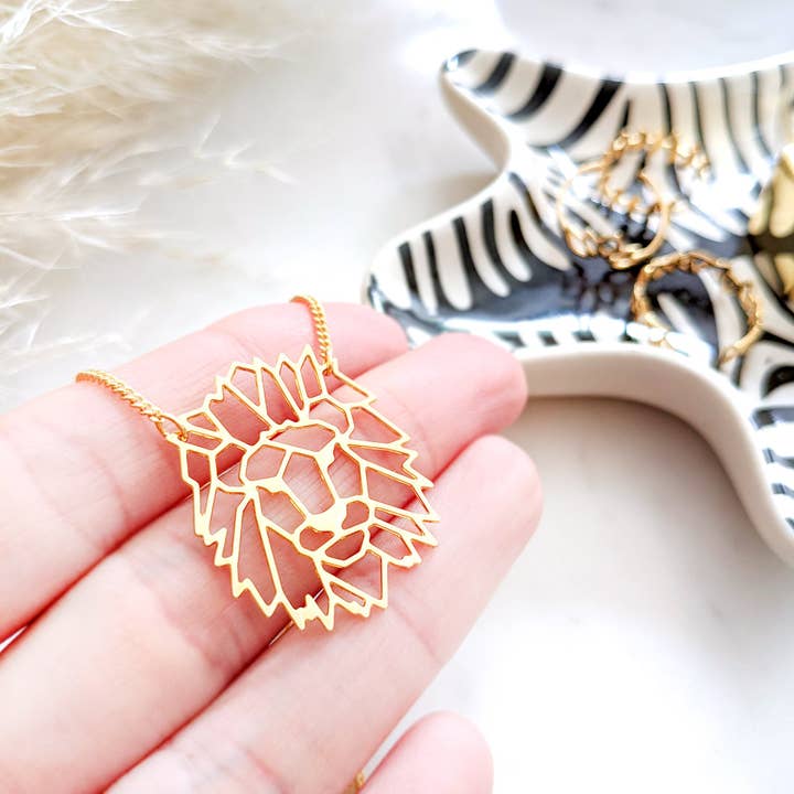 Geometrischer Löwenkopf Halskette Gold/Silber für den Großhandel von Shany Design Studio