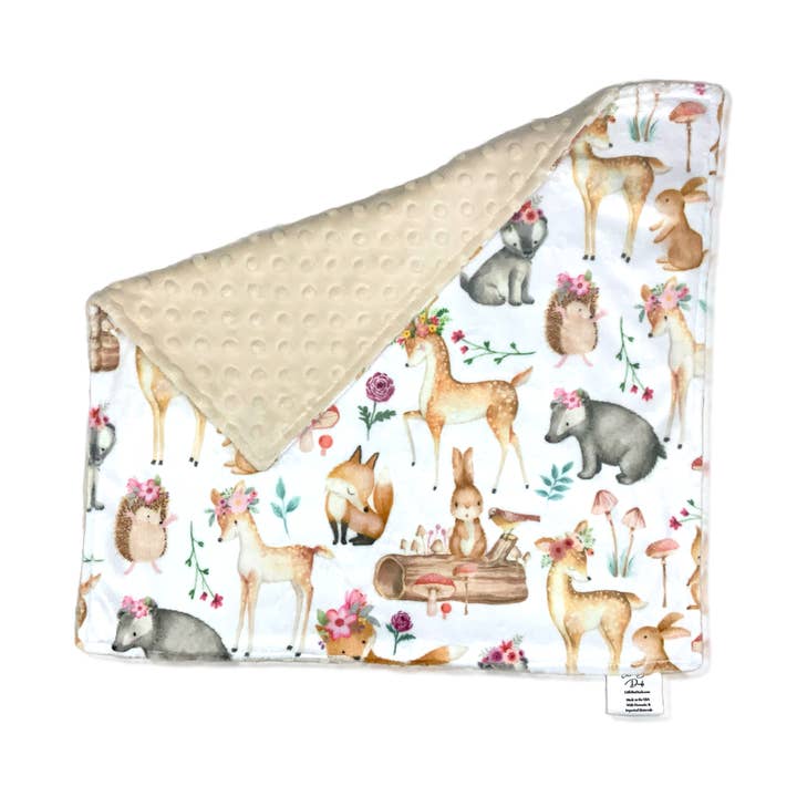 Minky Snuggle Lovey à double face avec animaux de la forêt pour la vente par Little Bee Duds