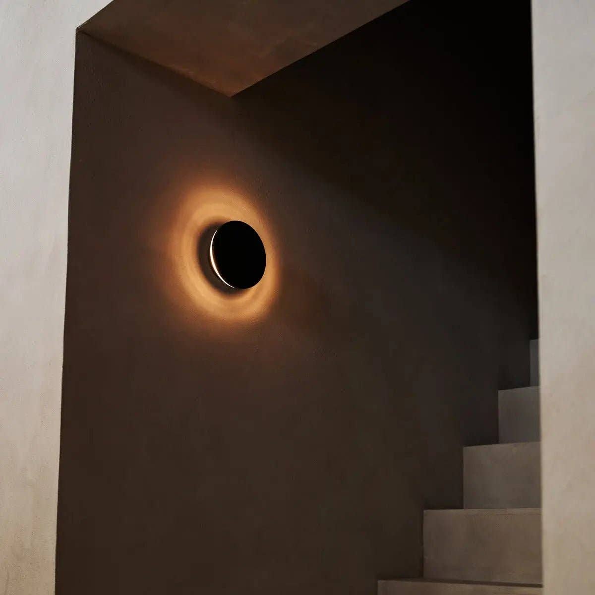 Tavellio - Wholesale Sconce - Lou Black Cordless Wall Light | Rechargeable & Dimmable with Touch Control – 2700K Warm Light4