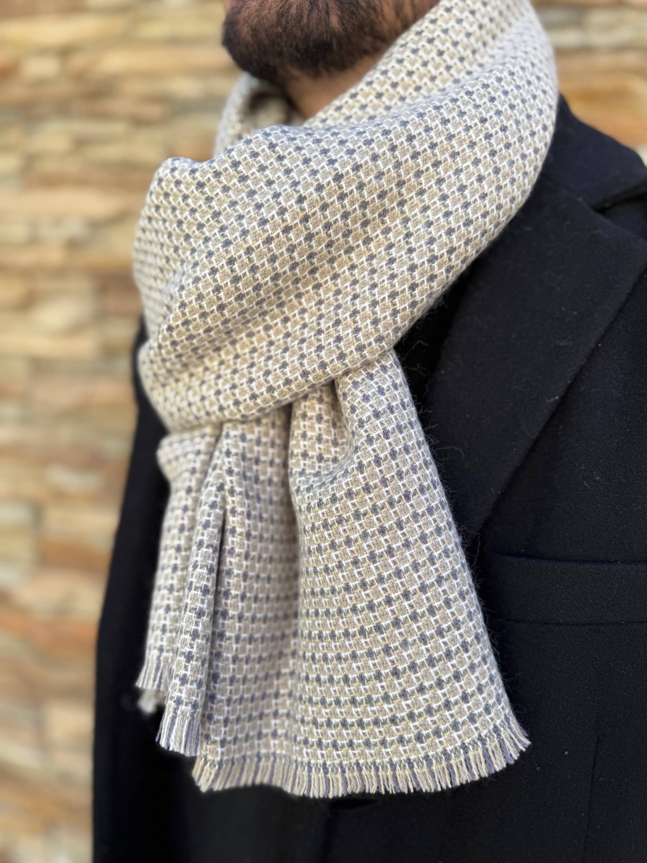 Maison Unik Accessoires - Wholesale Scarf - Unisex - Ultra soft unisex scarves fashion winter 2025