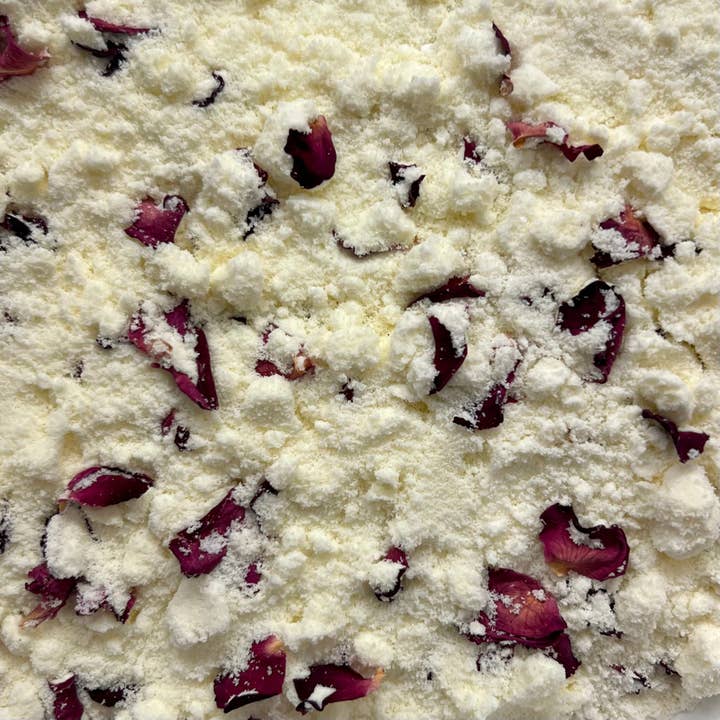 LUXURY BATH MILK for wholesale by DA BOMB