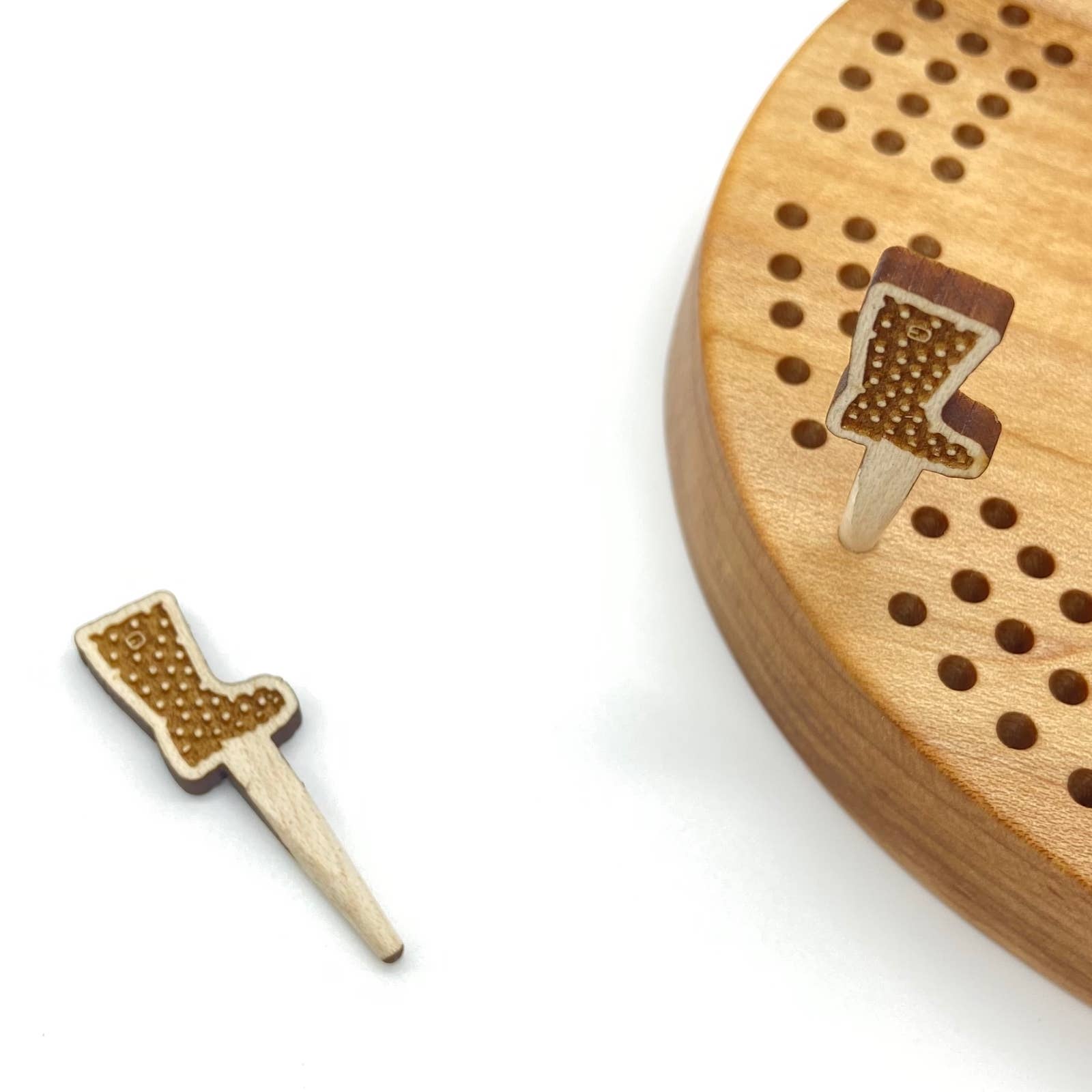 Cast & Carve - Venta al por mayor Juegos de mesa - Pinzas para cribbage, diseño de vida silvestre y cualquier diseño personalizado65