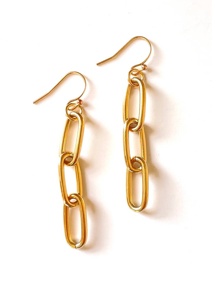 Boucles d'oreilles triple maillon pour la vente par Jennifer Tuton Jewelry