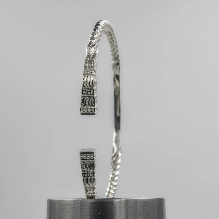 LANTO - bracciale intrecciato in argento 925 per la vendita all'ingrosso da parte di Unchained Paris