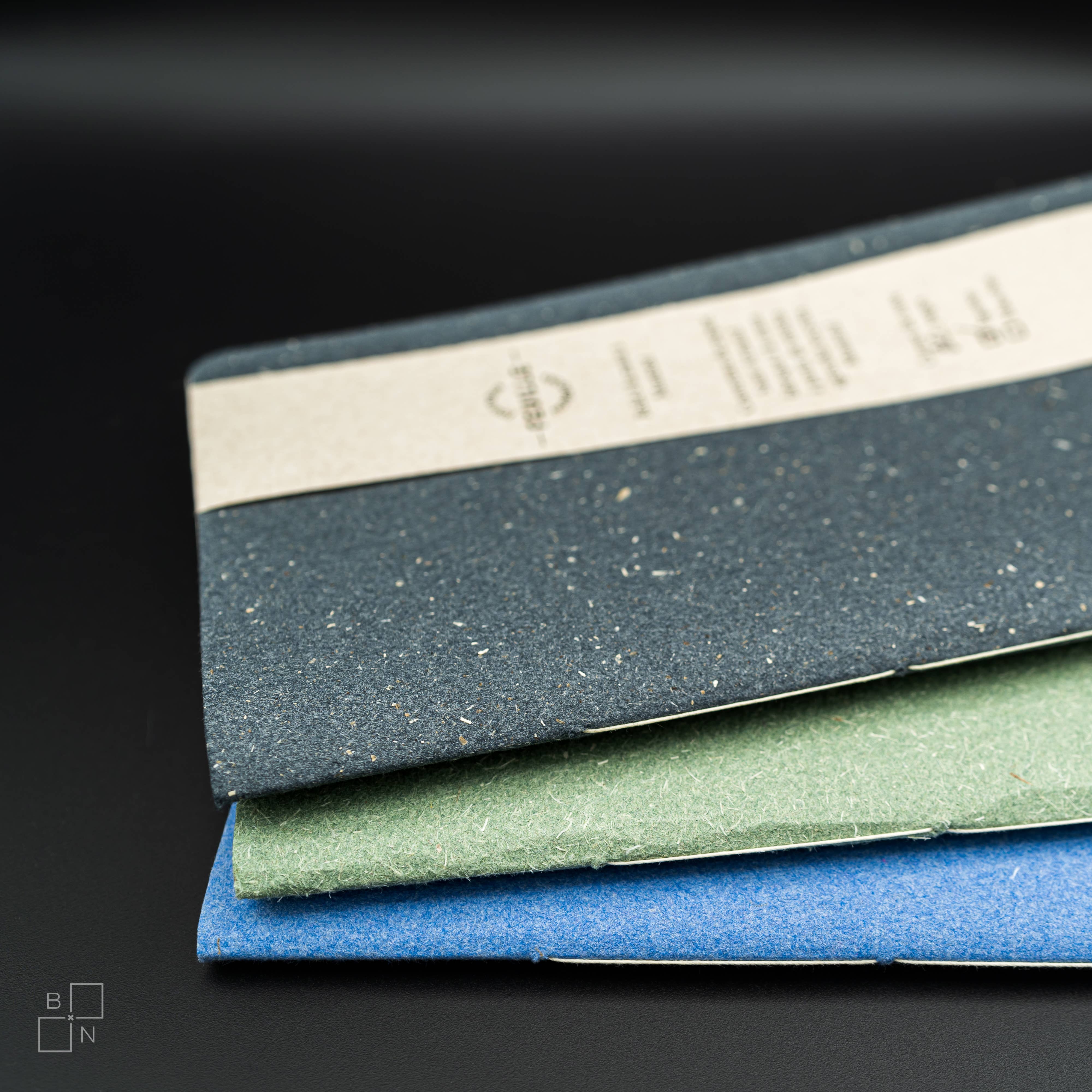 La boite noire A2 - Wholesale Notebook - Notebook – 80 pages – cover w recycled agricultural waste0