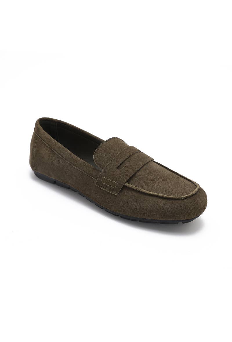 Joia Paris - Wholesale Loafers - Women's - Loafers with strap and visible stitching H8-965M23