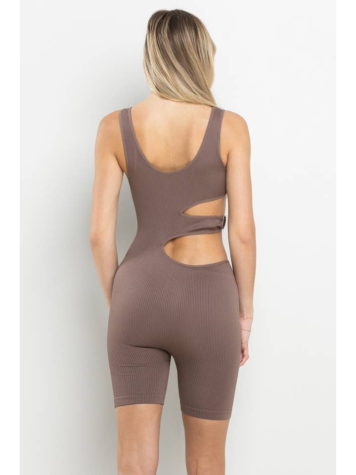 ANWND – Engroshandel Romper - Dame – AT7589-SØMLØS ROMPER MED SLIDSER I TALJEN6