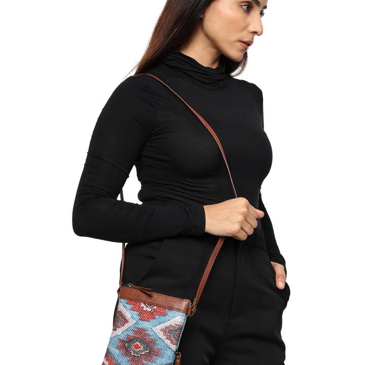 Mona B. – wholesale Crossbody bag – Women's – Freedom Dhurrie Crossbody Up-Cycled M-18011