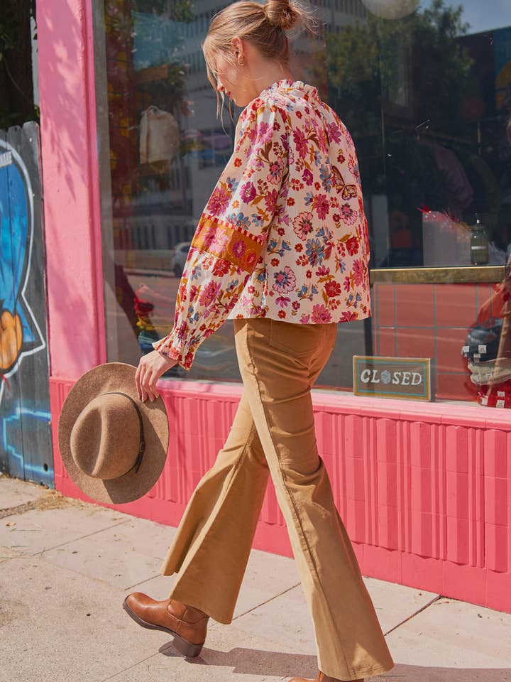 &MERCI - Wholesale Blouse - Women's - EXCLUSIVE FLORAL BORDER PRINT TOP WITH FLORAL TRIM MTP409727