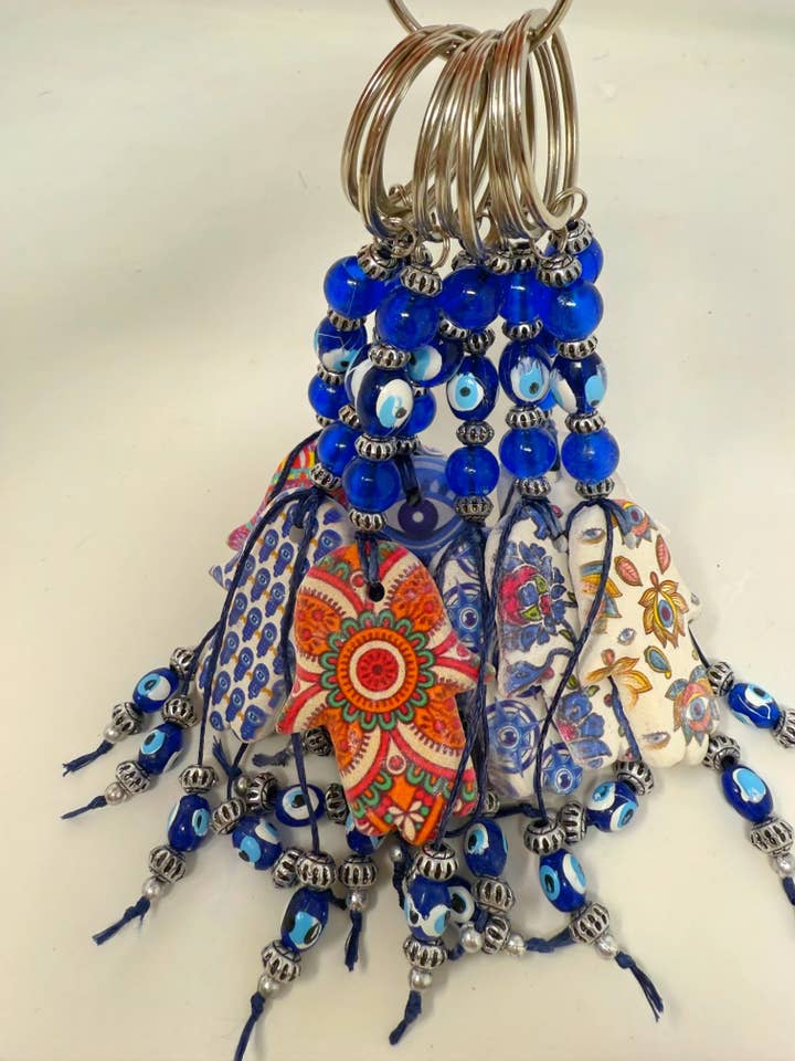Hamsa Evil Eye Keychain for wholesale by Nai Gifts