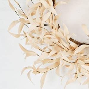 Impressive Enterprises, Inc. - Wholesale Wreath - 28990- 24in Buttercup Herb Leaves Wreath1