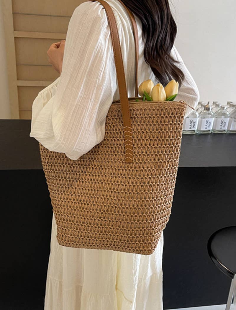 EmberLoom - Wholesale Beach Bag - Woven Straw Tote with Leather Handles4