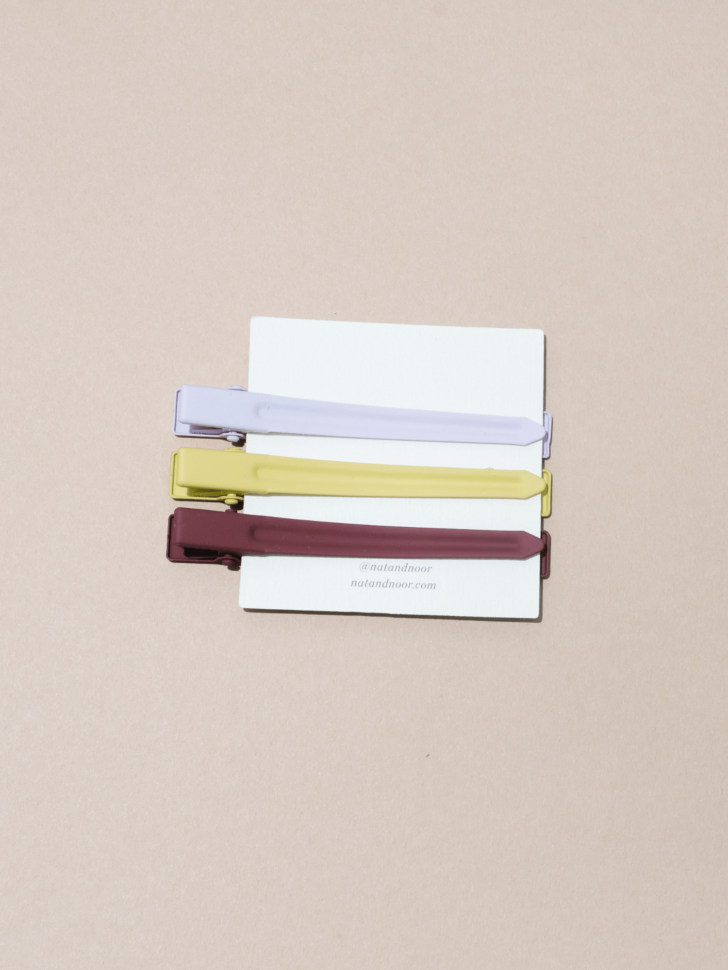 NAT + NOOR - Venta al por mayor Conjunto de accesorios para el pelo - Mujer - Set de 3 clips para cabello estilo aligator Yarrow en colores surtidos5