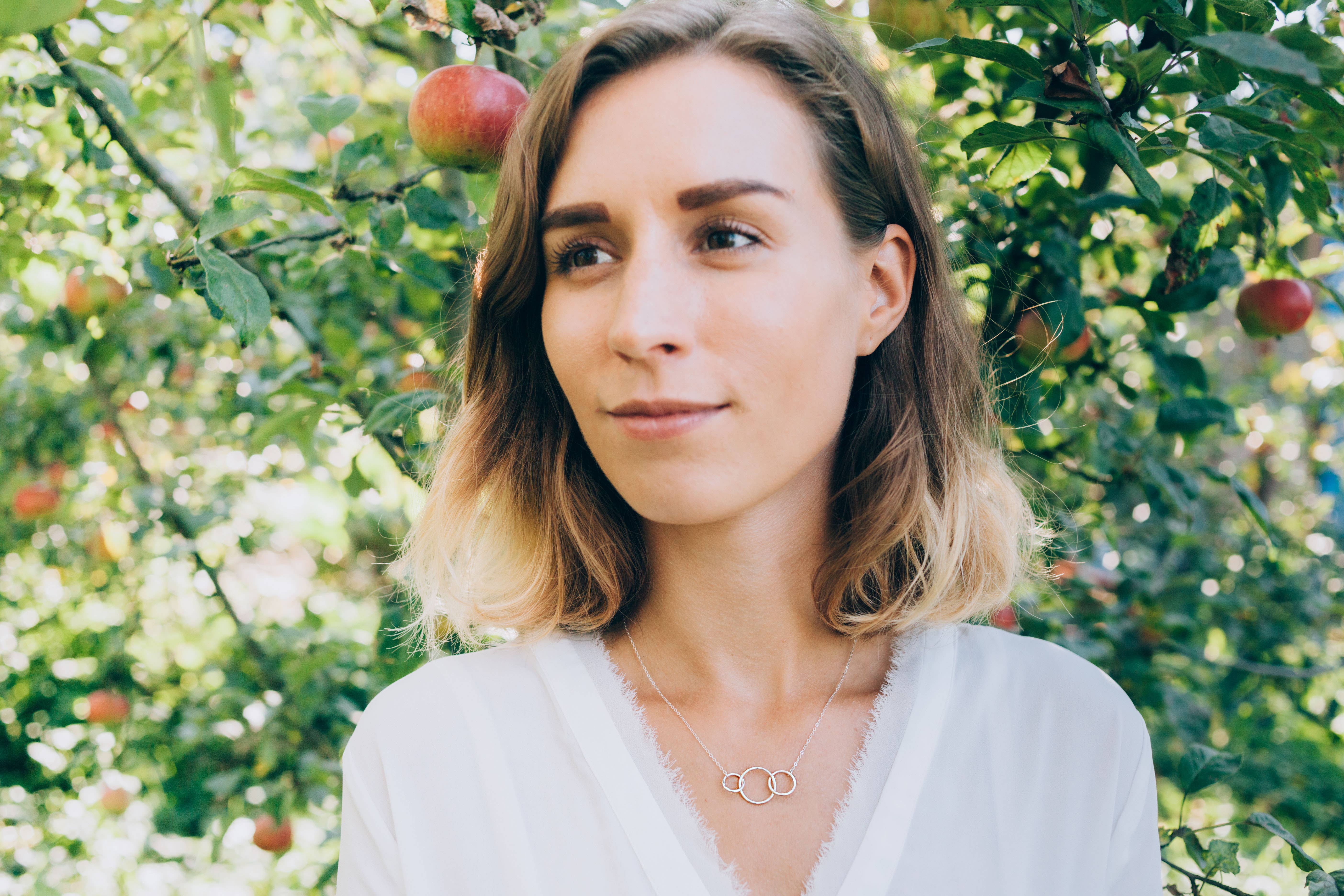 hope love shine – Engroshandel Halskæde med vedhæng – 30-års fødselsdags smykkegave - Halskæde med 3 ringe i guld eller sølv8