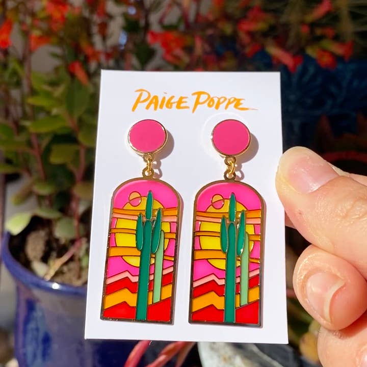 Boucles d'oreilles translucides « Stained Glass Saguaro » pour la vente par Paige Poppe Art