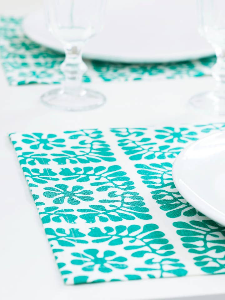 Set de table en lin stonewashed PALOMA | vert pour la vente par öökülm