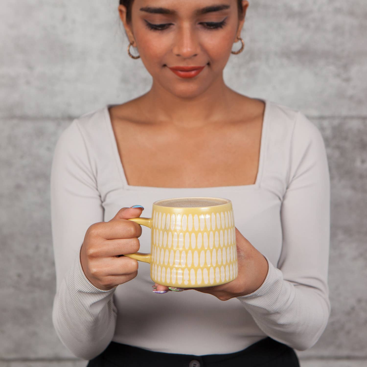 Danica Studio - Vente Tasse à café - Tasses en grès à empreinte ocre Danica Studio 12 oz5