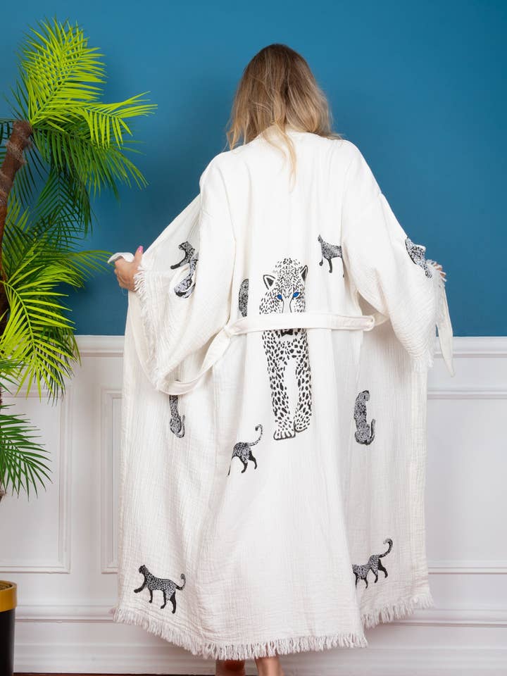 WILD LEOPARD Kimono i sort for engroshandel hos Meraki Beach