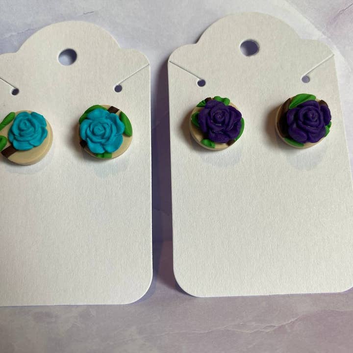 Orecchini a lobo Blooming per la vendita all'ingrosso da parte di Chantal Wallace Designs