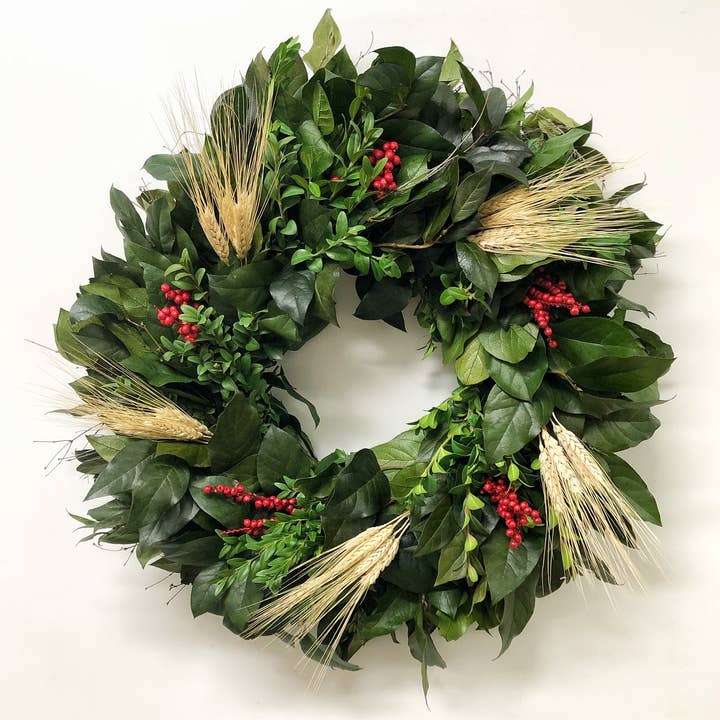 Charming Holiday Wreath for wholesale by Dried Decor