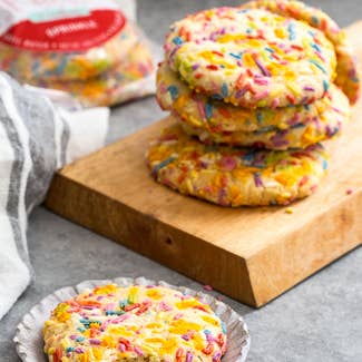 Little Red Kitchen Bake Shop - Wholesale Cookie - Sprinkle Cookies3
