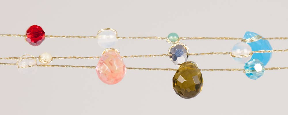 Crossroads Accessories Inc - Vente Collier de perles - Collier en fil de soie multicolore2