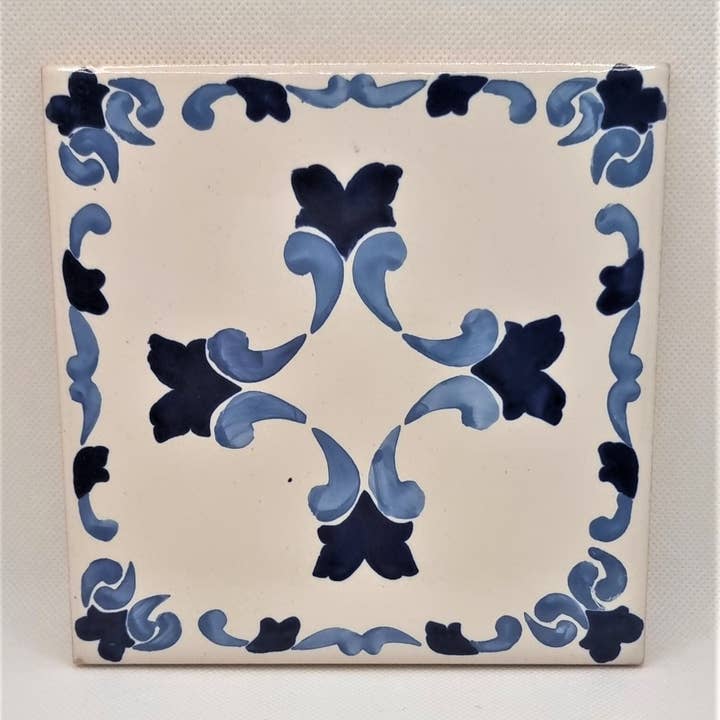 Hazbruk Ceramics - Wholesale Wall Tile - A panel of Portuguese handpainted tiles8