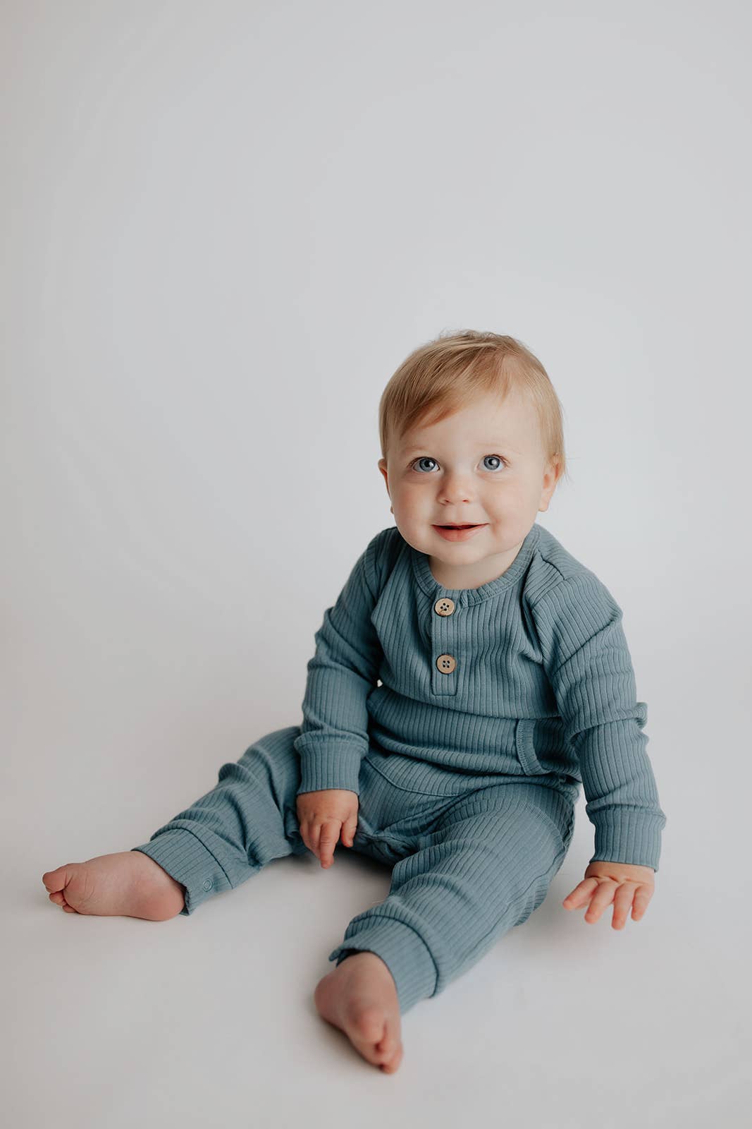 Three Little Tots - Wholesale Rompertje - Baby - Baby ribgebreide romper met zakken61