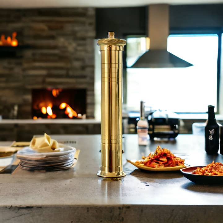 Rune-Jakobsen Design - Wholesale Pepper Mill - The original 'Chef's Mill' - 8/11/13" pepper grinder2