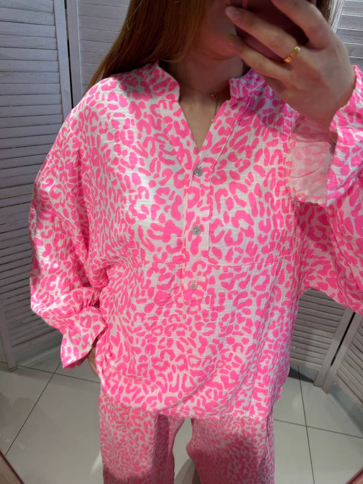 Puff sleeve blouse - M1285-2 for wholesale by VICTORIA&ISAAC