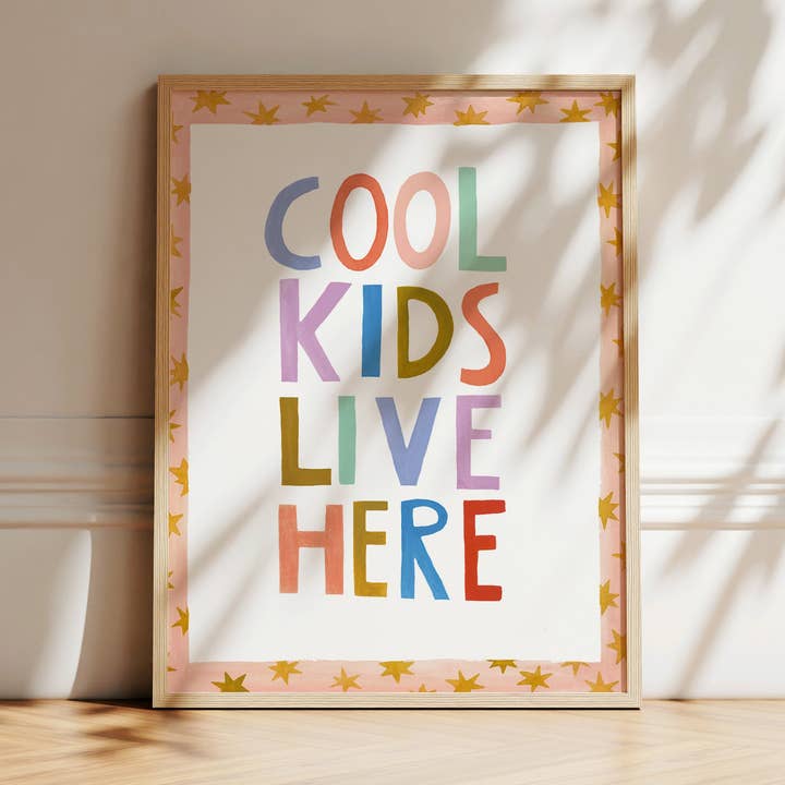 Impression d'art - Les enfants cool vivent ici pour la vente par Leo La Douce GmbH