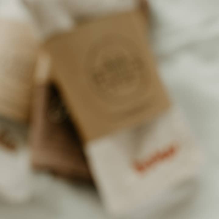 Eloise et moi – wholesale Kökshandduk – Handbroderad Handfärgad Ekologisk bomull Kökshandduk12