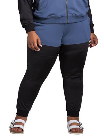 Poetic Justice Curvy Women's Elastic Waistband Basic Leggings Size Small  Black at  Women's Clothing store