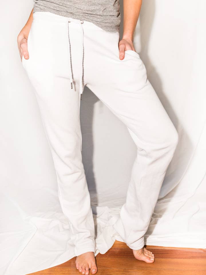 Pantalon de survêtement droit en molleton pour femme pour la vente par Mika Jaymes